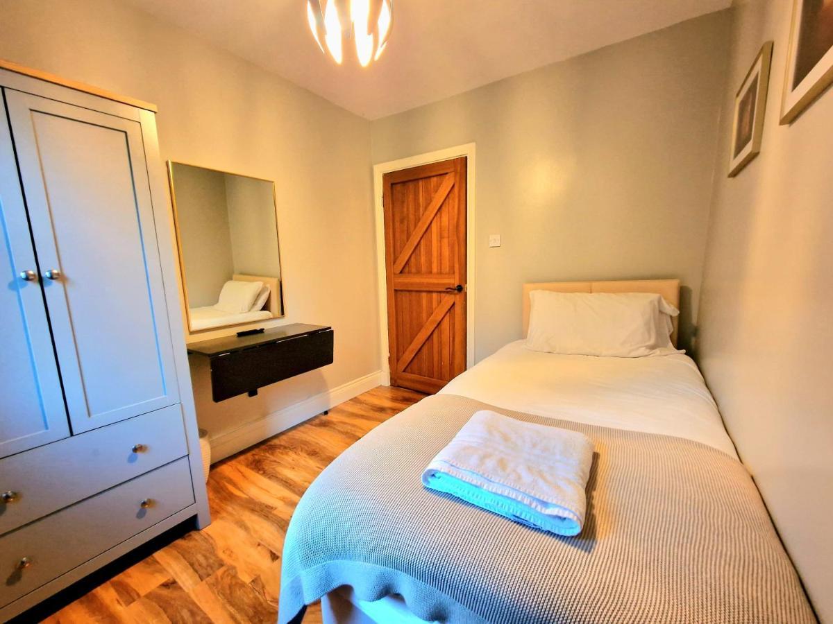 Holiday home Colleton At Lovelady Shield- With Hot Tub